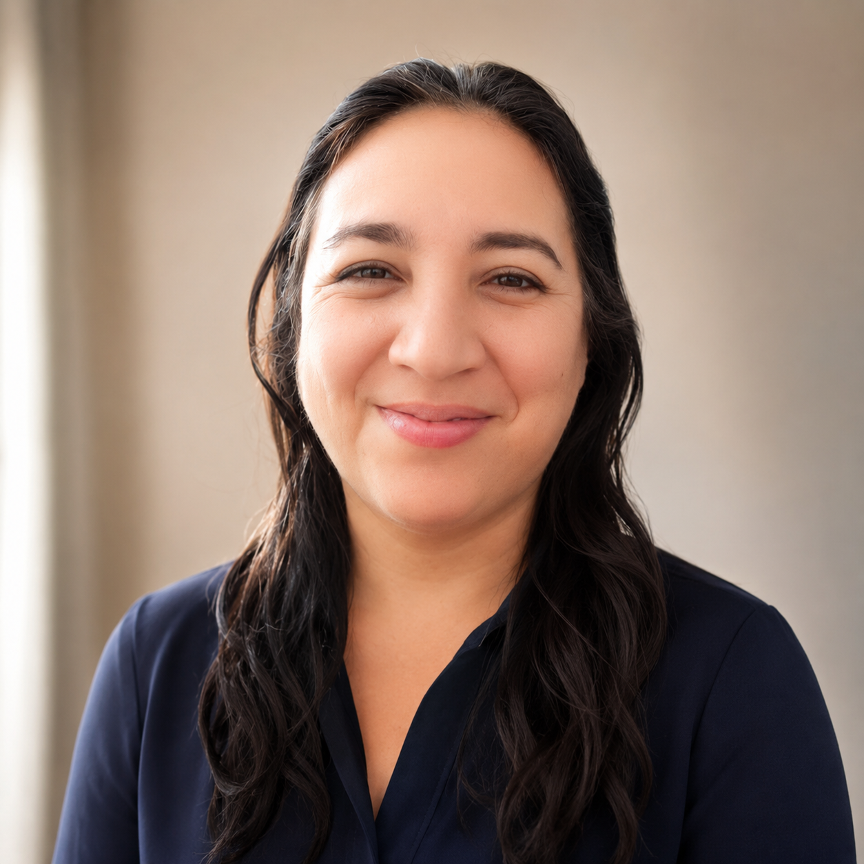 Retrato de la Coach Clau, especialista en coaching con PNL